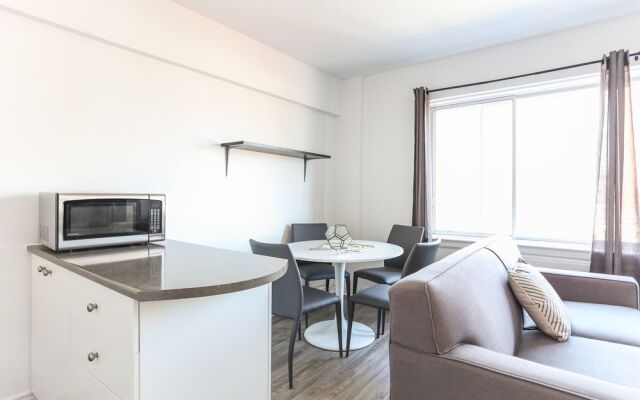 Modern Studio In Downtown Mtl By Sonder