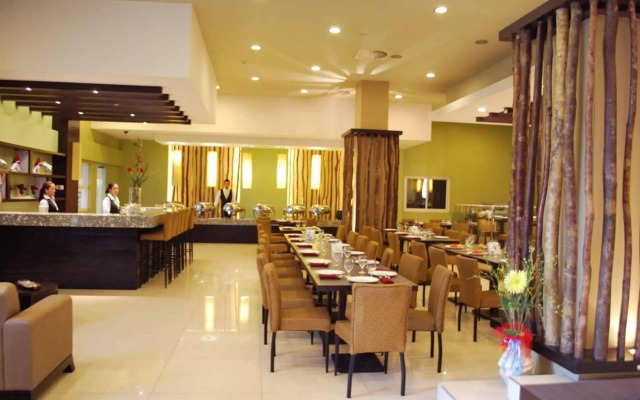 Tanza Oasis Hotel and Resort