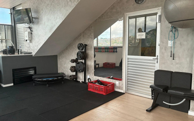 Apto com piscina no centro de Floripa PCE0406