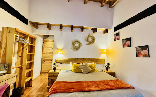 Encino House Hotel Boutique