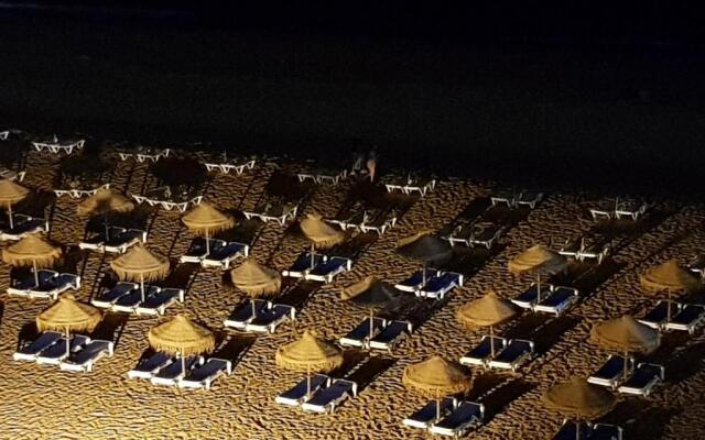 Villa 300m from Beach