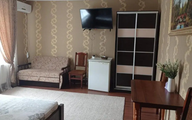 Готель Адріана