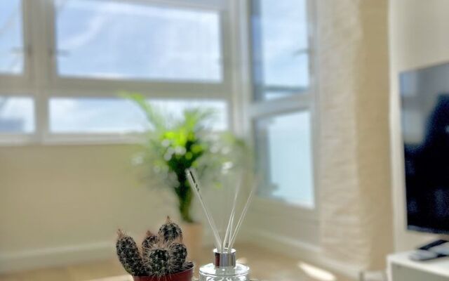 Paddington Luxury Apartment