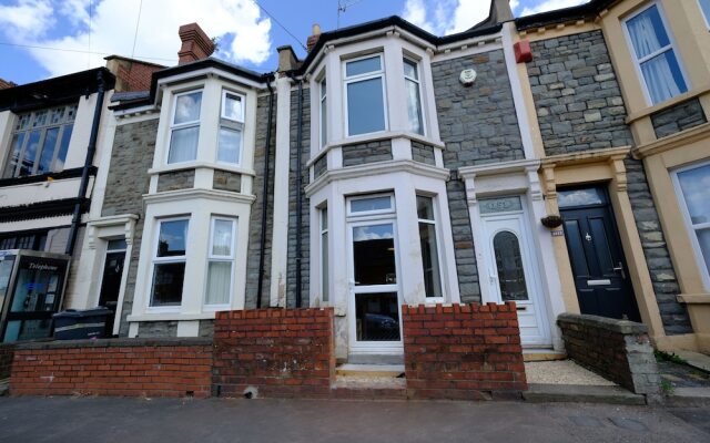 The Little Luckwell Apartment