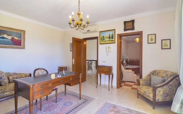 Villa - 4 Bedrooms with WiFi - 105020