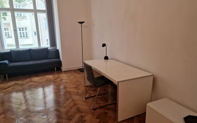 Family Apartment Charlottenburg