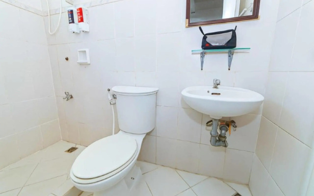 RedDoorz near Walking Street Angeles City