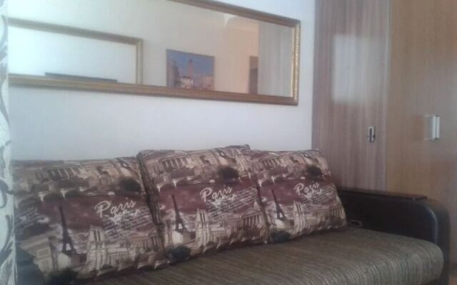 Apartment in a house near the Greek Chora