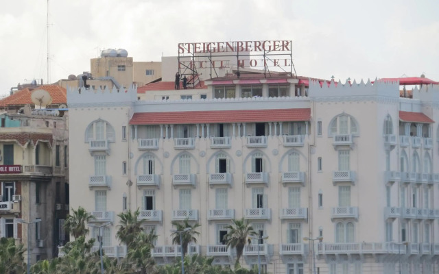 Steigenberger Cecil Hotel