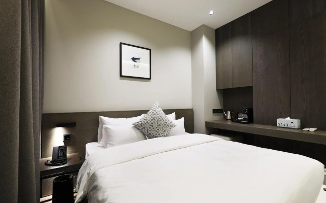 Bundang (Seohyeon) Business Hotel Kind-KYND