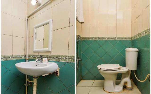 OYO 7666 Hotel SilverLine