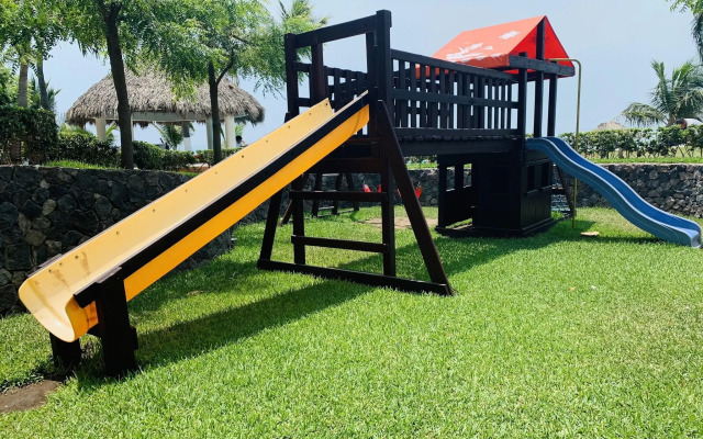 Hotel Playa Caracol