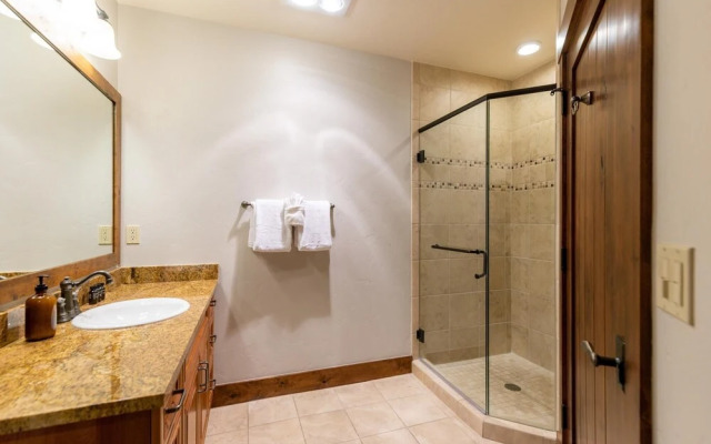 Ski Hill Road 2 - Twin Chutes