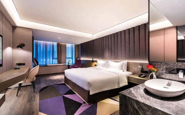 Mercure Chengdu Exhibition Center and Lakeside