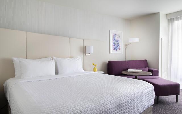 Crowne Plaza Atlanta Perimeter at Ravinia by IHG
