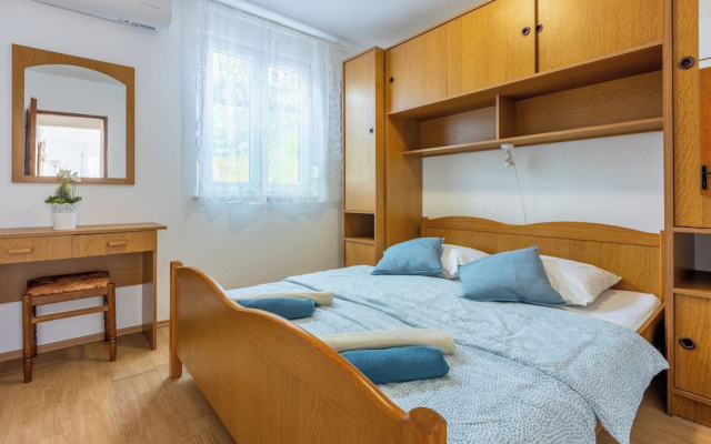 Apartment Megi