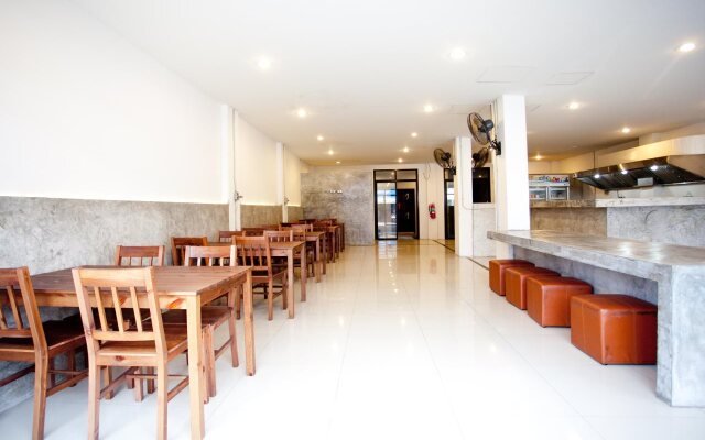 iCheck inn Chill Patong