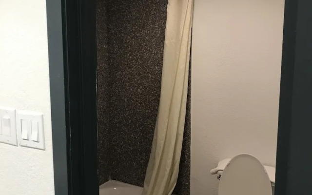 Econo Lodge Ingram Park