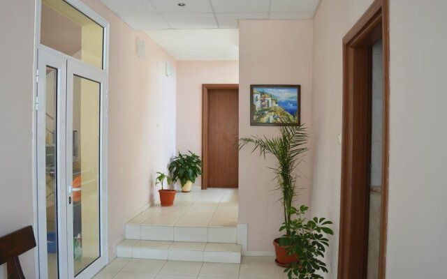 Family hotel Neptun Lozenets