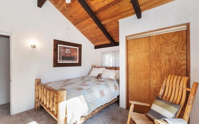 044 - Lazy Bear Chalet