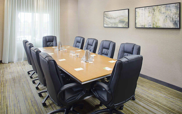 Courtyard by Marriott Dallas Carrollton