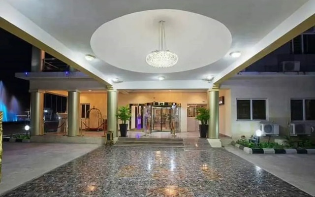 Aridolf Resort Wellness Centre & Spa