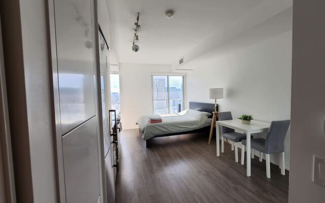Waterfront York Suites