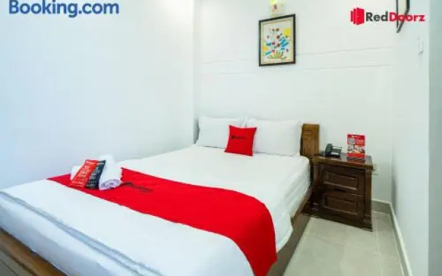 RedDoorz The Sun Hotel near Duong Quang Ham Street – Guest Rooms – Ho Chi Minh City