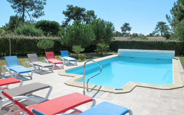 Holiday Home Les Acacias - MVT245