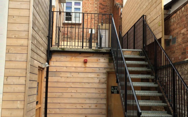 Quire Court Apartments