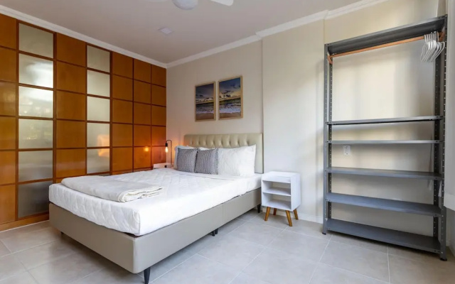 Refuge in Copacabana For 4 People Nsc401