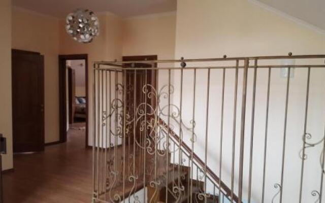 Spa Guest House on Nauryzbai Batyra 18