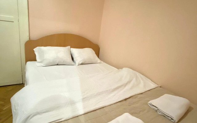 Апартаменти в центрі біля Ратуші вул. Площа Ринок 11