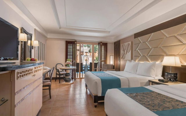 Emerald Island Hotel