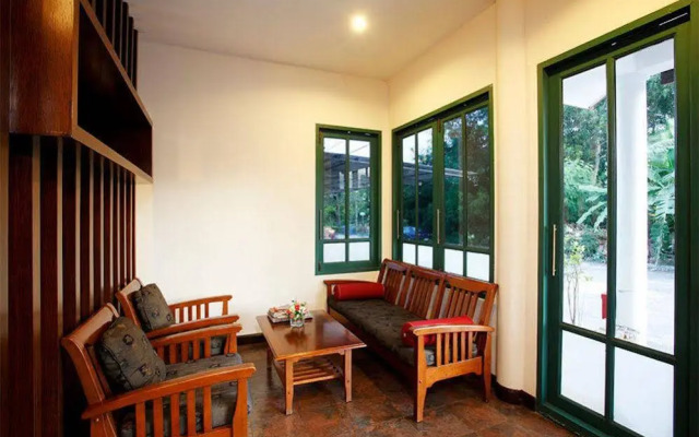 Brook Resort & Villa