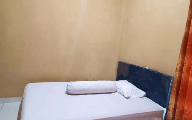 OYO 93073 Penginapan 69