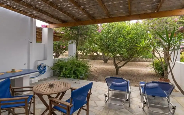 La Rosa Milos