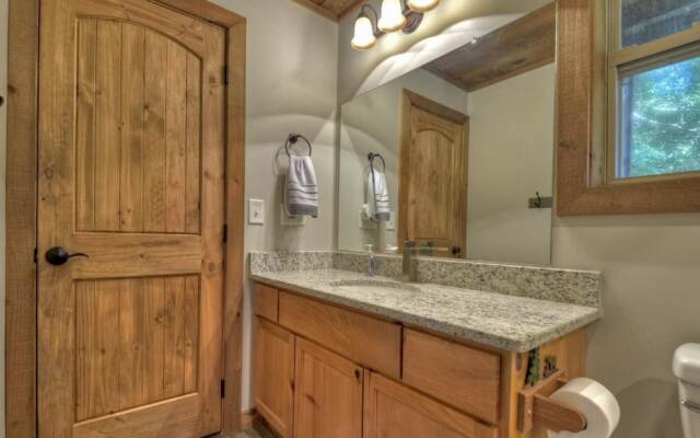 Chalet Blue Ridge in Blue Ridge