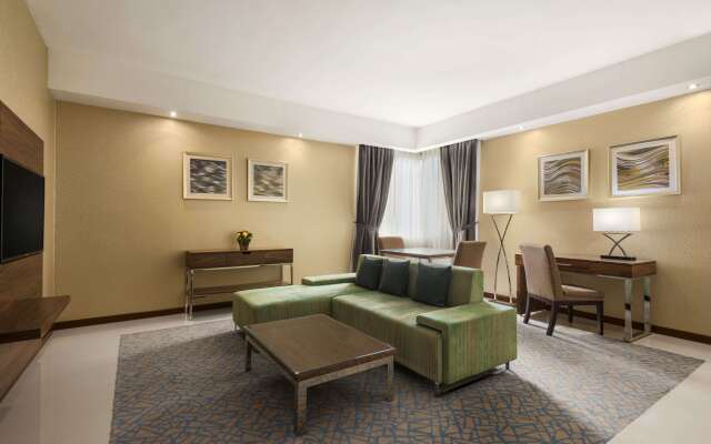 Howard Johnson by Wyndham Abu Dhabi