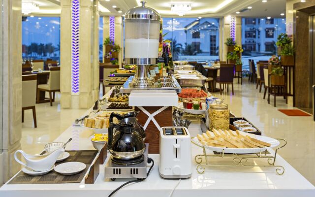 Alani Sea View Hotel
