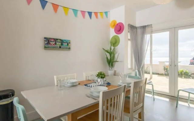 Absolute Beachfront With Decked Garden Oasis and Views