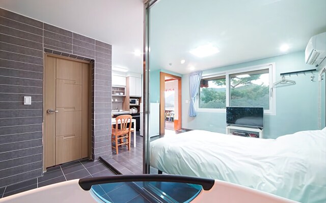 Chungju Morning Lake Pension