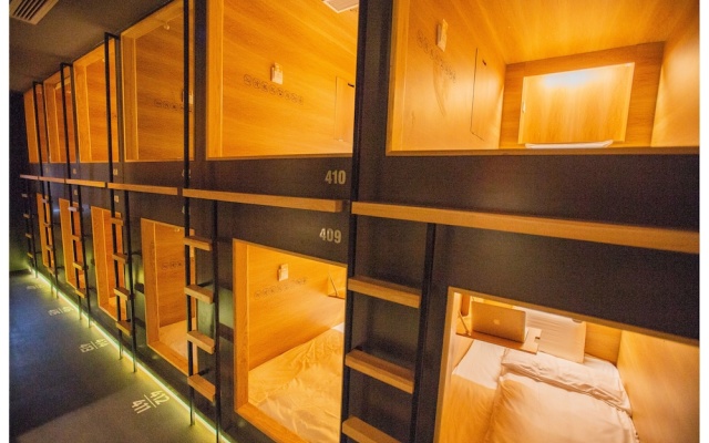Khan Hoang Capsule Hotel - Adults Only – Guest Rooms – Hanoi