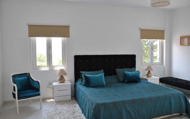 Villa Sabrina by Amy Villas