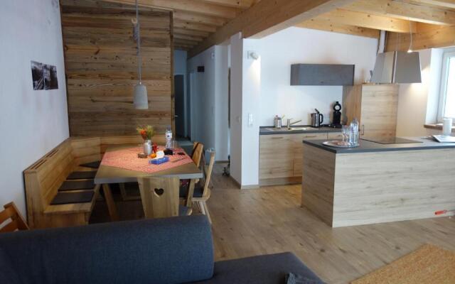 Traumhafter Seeblick: Ferienwohnung "Am Atoll"