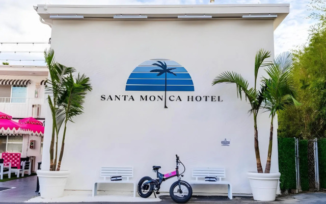 Santa Monica Hotel