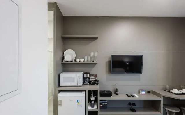 MHFA Studios em Prédio Luxuoso Vista Mar
