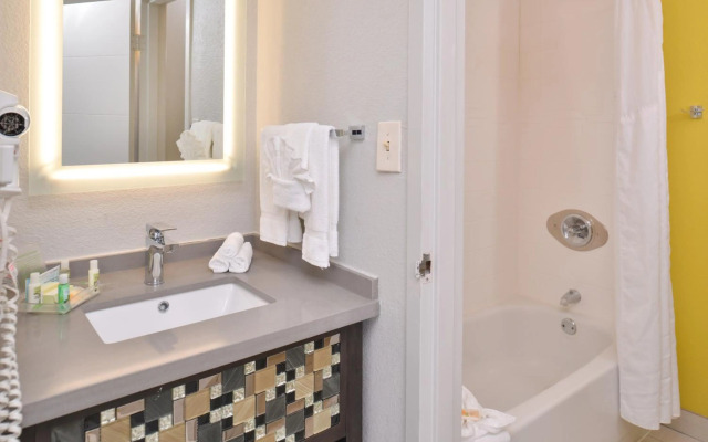 Holiday Inn Dallas-Richardson by IHG