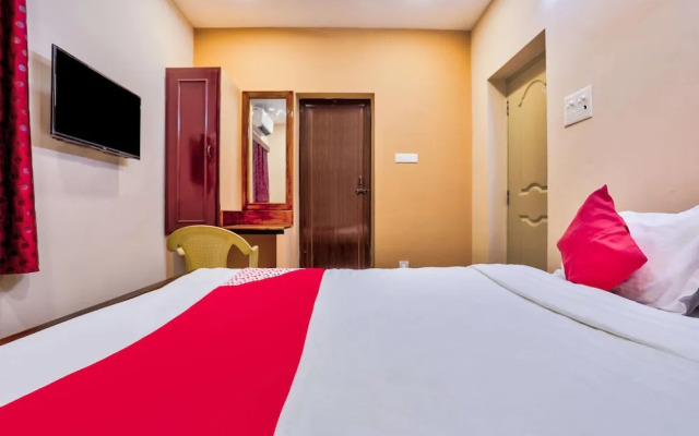 Sri Abirami Inn by OYO Rooms
