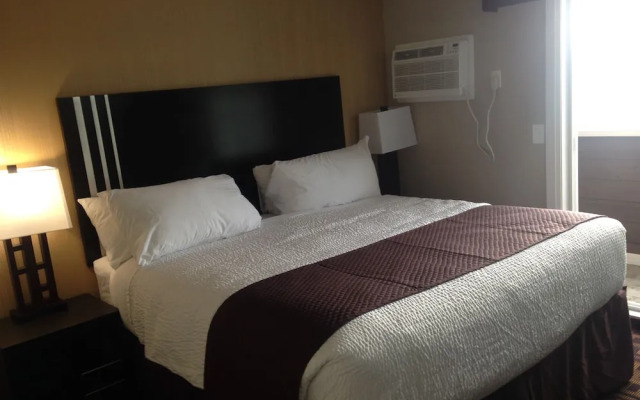 Days Inn By Wyndham Sylvan Lake